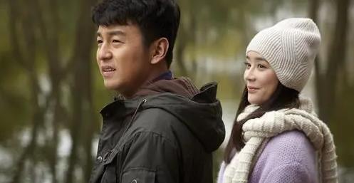 �Ұ��б�ķ���ǽ�ֺ�˭��һ���� ������˭���ݵ�